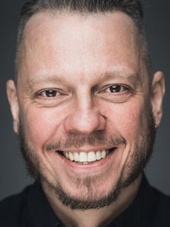Сергей Комаров