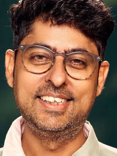 Варун Гровер