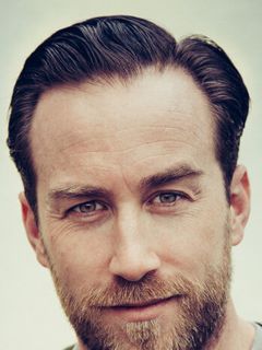 Джастин Бенсон