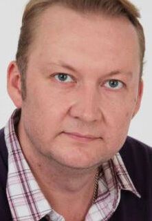 Сергей Ушаков