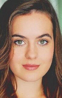 Кэролайн Ковач