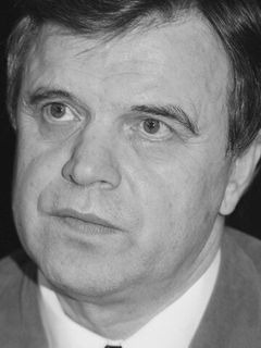Руслан Хасбулатов