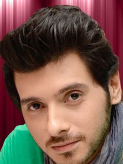 Дивьенду Шарма