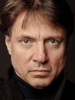 Евгений Иванов
