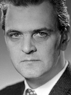 Юрий Яковлев