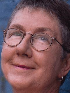 Джулия Райхерт