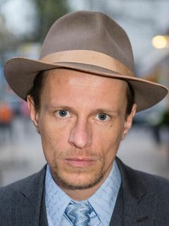 Александр Шер