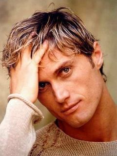 Андре Сегати