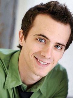 Брайан Холден