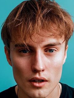 Сэм Фендер