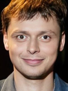 Виктор Комаров