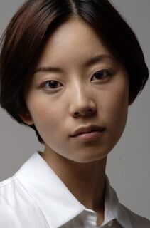 Аяка Онъиси