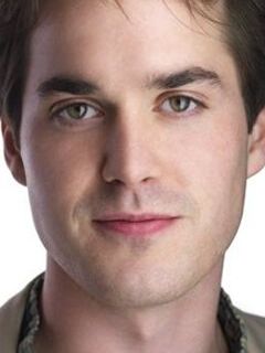 Томас Мэтьюз