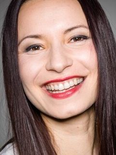 Анна Зора Берашед