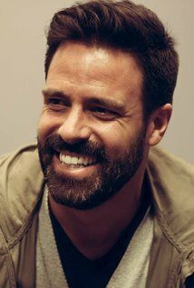 Луис Хоянес