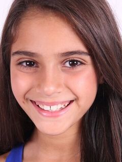 Алана Мансур