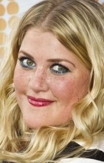 Эсми Ван Кампен