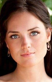 Лорел Стуки