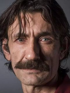 Небил Сайин