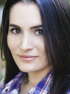 Кассадра Ли