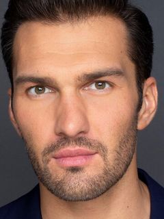 Джеймс Тратас