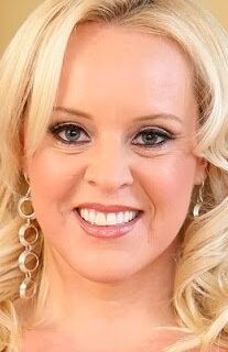 Алексис Голден