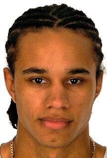 Саша Чарльз