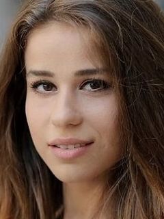 Elif Karagoz