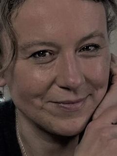 Барбара Несек