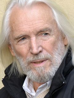 Станислав Любшин