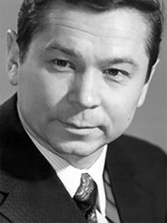 Александр Лебедев