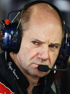 Эдриан Ньюи