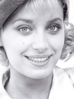 Лаура Троттер