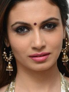 Симран Каур Мунди