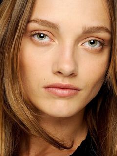 Кармен Педару