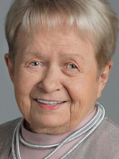 Александра Пахмутова