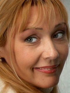 Анна Тихонова