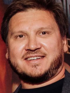 Роман Ангелин