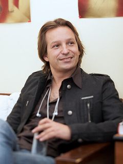 Миша Азнавур