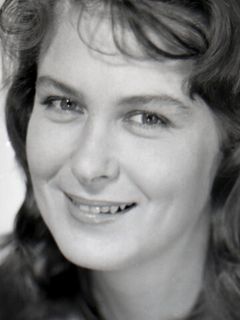 Изольда Извицкая