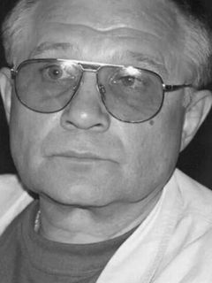 Александр Сурин