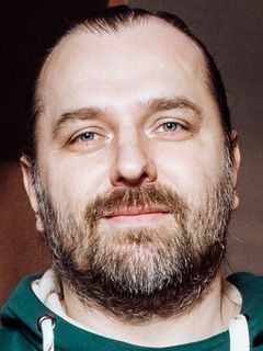 Антон Савенков