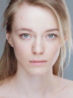 Анна Сафронова