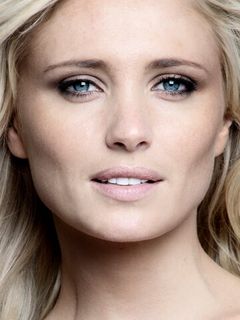 Yfke Sturm