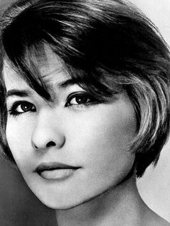 Мари Тёрёчик