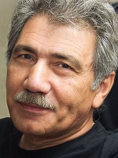 Валерий Ахадов