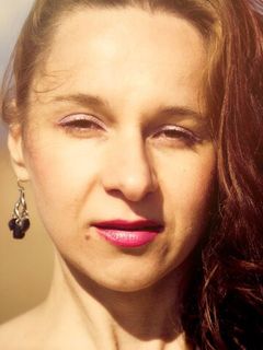 Санта Ратниеце