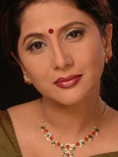 Ниведита Сараф