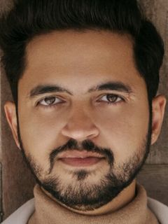 Дивьянг Таккар