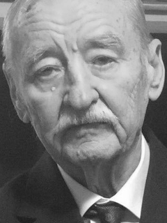 Игорь Поклад